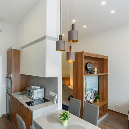 Central City Apartment Boedapest Buitenkant foto
