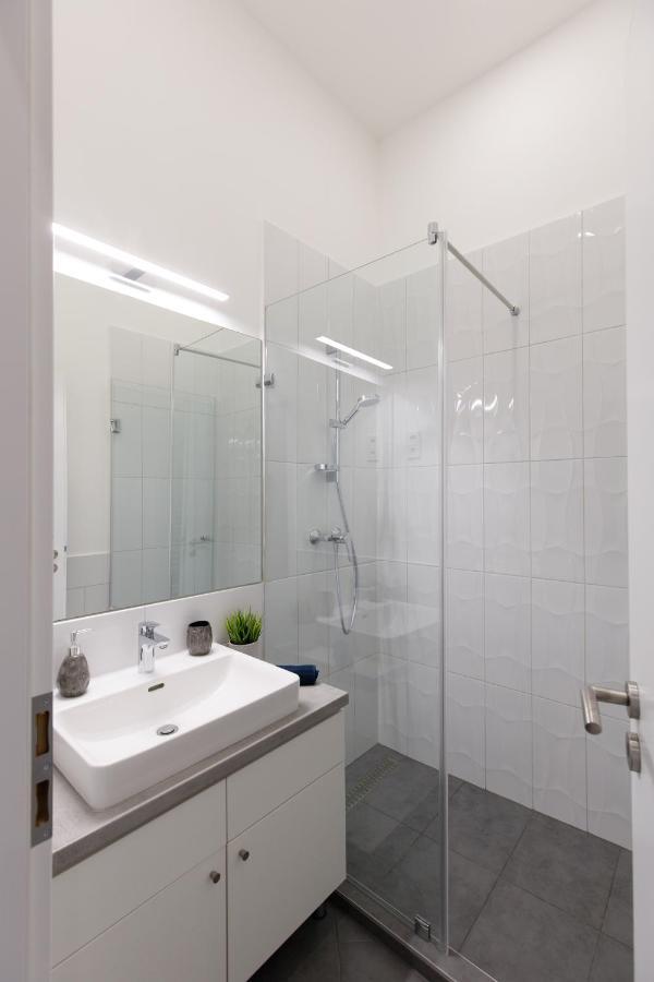 Central City Apartment Boedapest Buitenkant foto